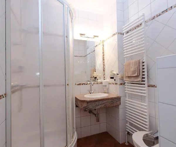 Magerl 3* גמונדן